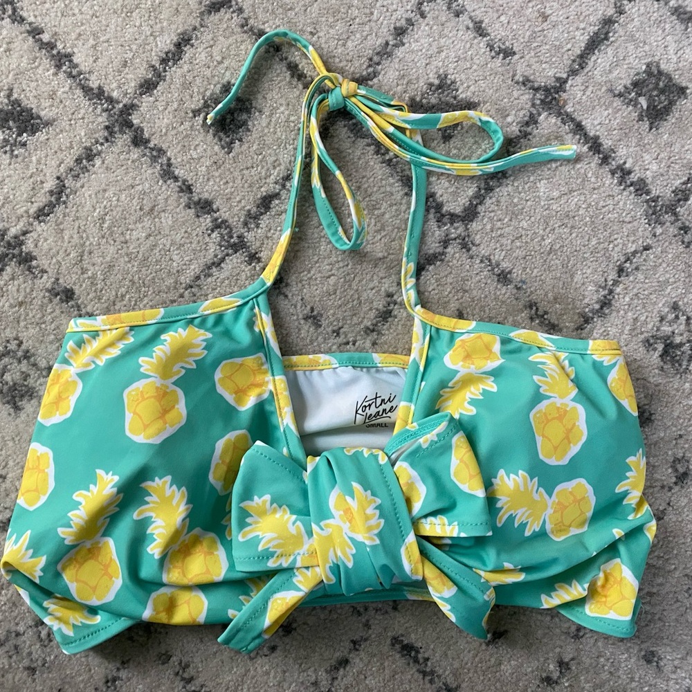 KJ Yellow Pineapple Tied-up Top